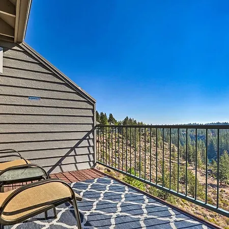 Bend Condo With Hot Tub Access And On-Site Trails!